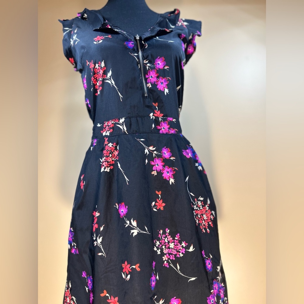 Magazine Black Floral Ruffled Dress Extra Small